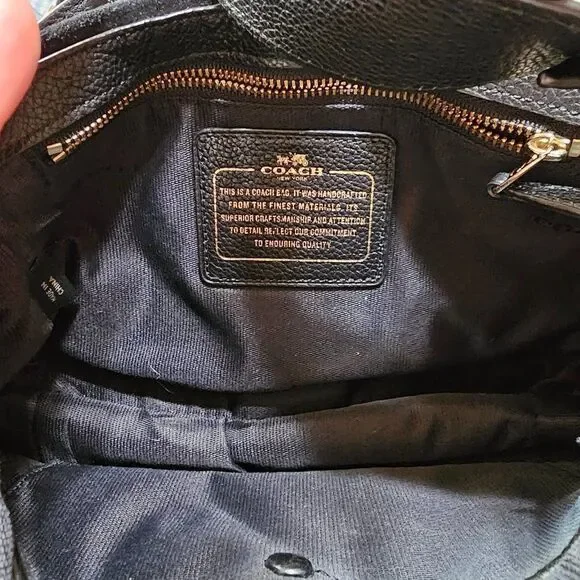 RARE! Coach Dakota 21 Flap Crossbody Bag Purse in Black pebbled leather - Picture 7 of 8